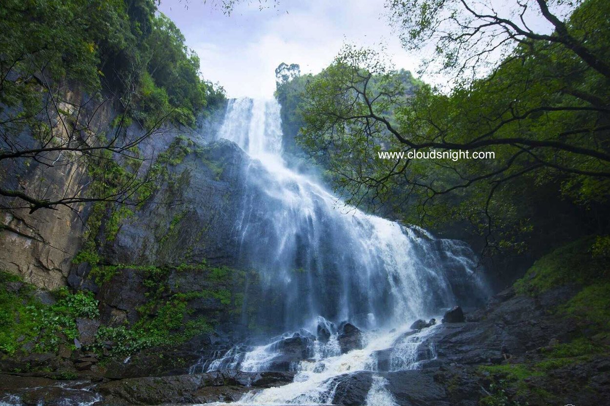 thoothur falls